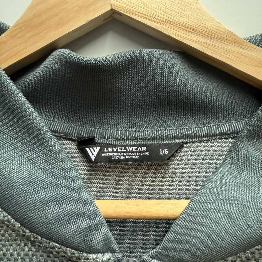 Men's Classic Gray Zip-Up Sweater Royal Ottawa Golf Club - Picture 3 of 4